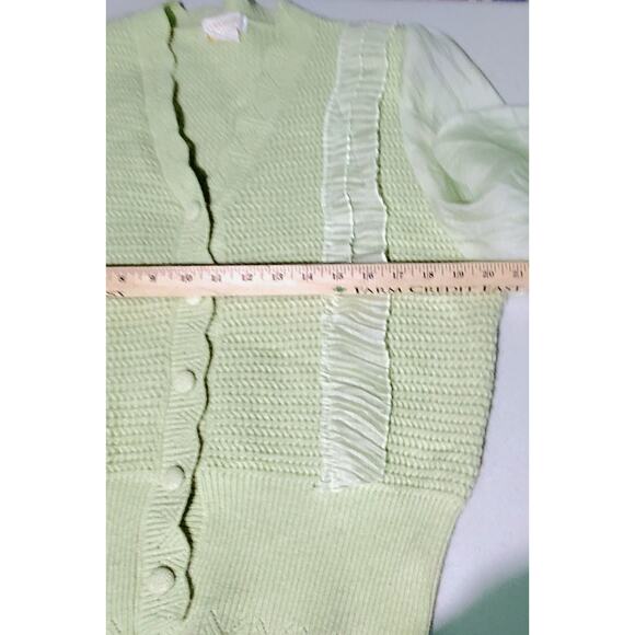 CocoBleu Womens V-Neck Ruffled Sweater Size Large Feminine Vintage Vibe Boho - Picture 5 of 5